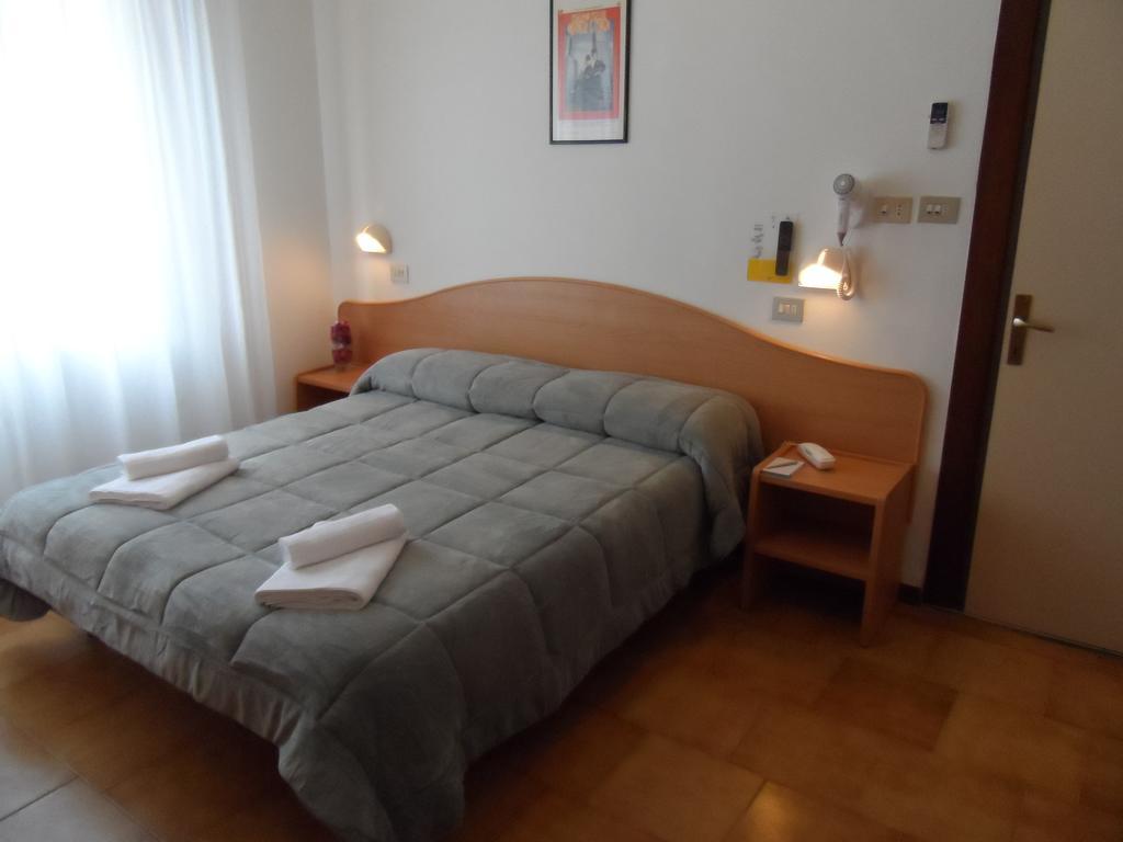 Hotel La Dolce Vita 리미니 외부 사진